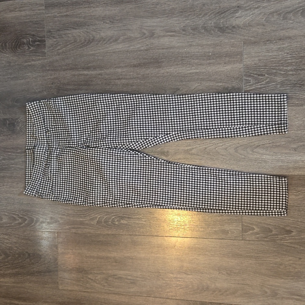 Black and white plaid leggings